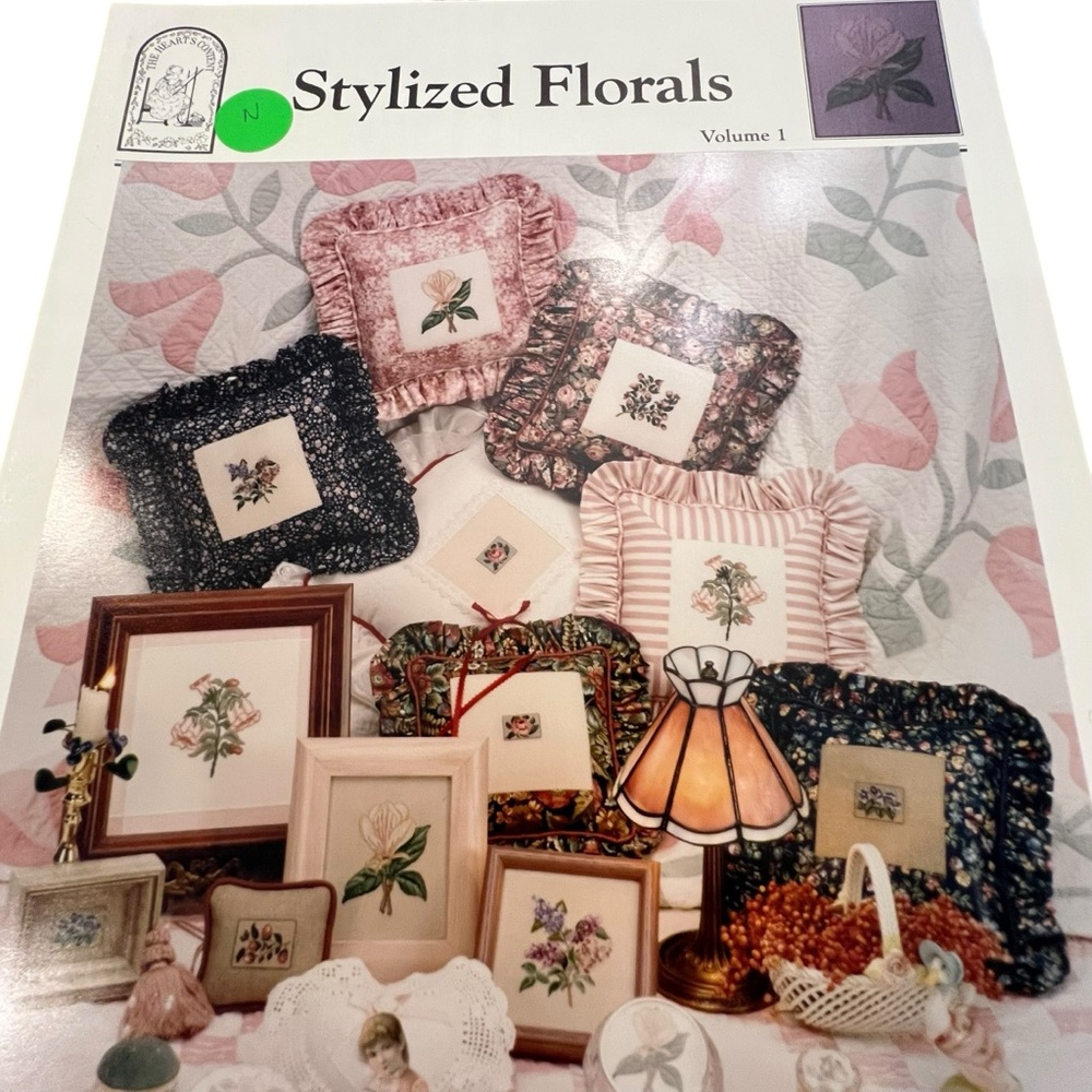 Vintage Stylized Florals Vol. 1 The Heart's Content Cross Stitch Leaflet #6 1991